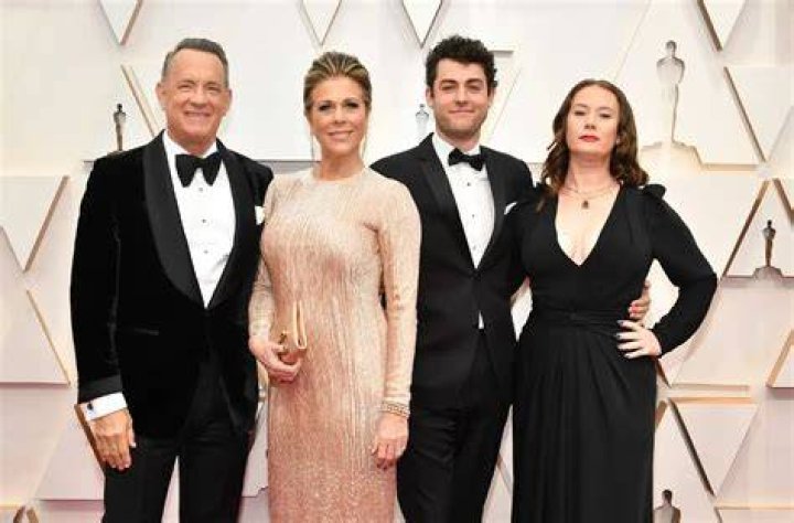 Elizabeth Hanks Bio, Family, Career, Husband, Net Worth, Measurements