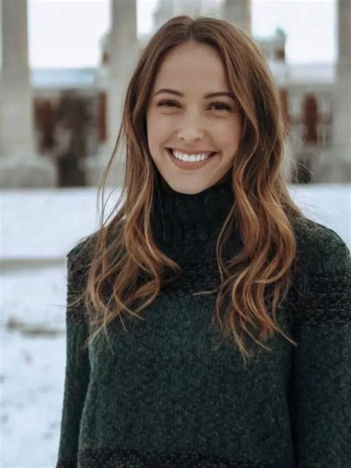 Emma Vigeland&rsquo;s Biography, age, height, husband, family, Wiki Celeb Jam