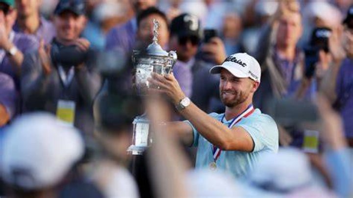 Emotional US Open winner Wyndham Clark says he felt his 'mom was