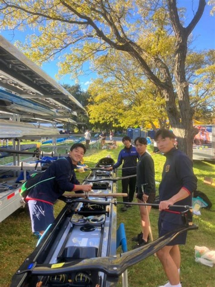 etoyumiportrait Keio University Rowing Club