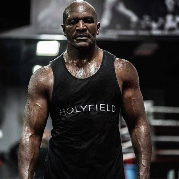 Evander Holyfield’s Net Worth in 2021: Is He Still Rich?