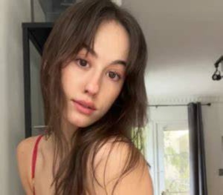 Exploring The Allure Of Jules Ari On OnlyFans: A Deep Dive