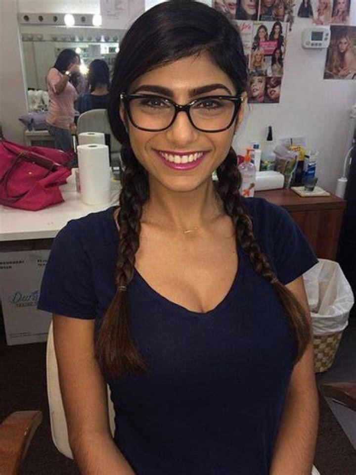 Exporn star Mia Khalifa splits from husband Robert Sandberg and calls