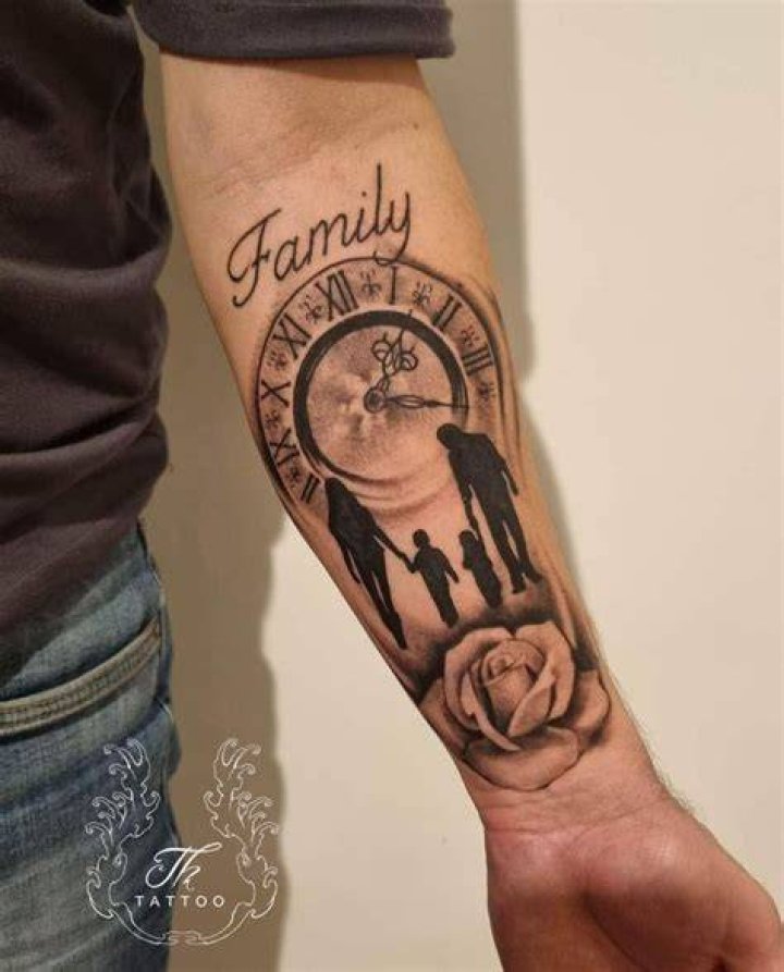 Familia Tattoos: A Deep Dive Into Meaning, Designs, And Popularity