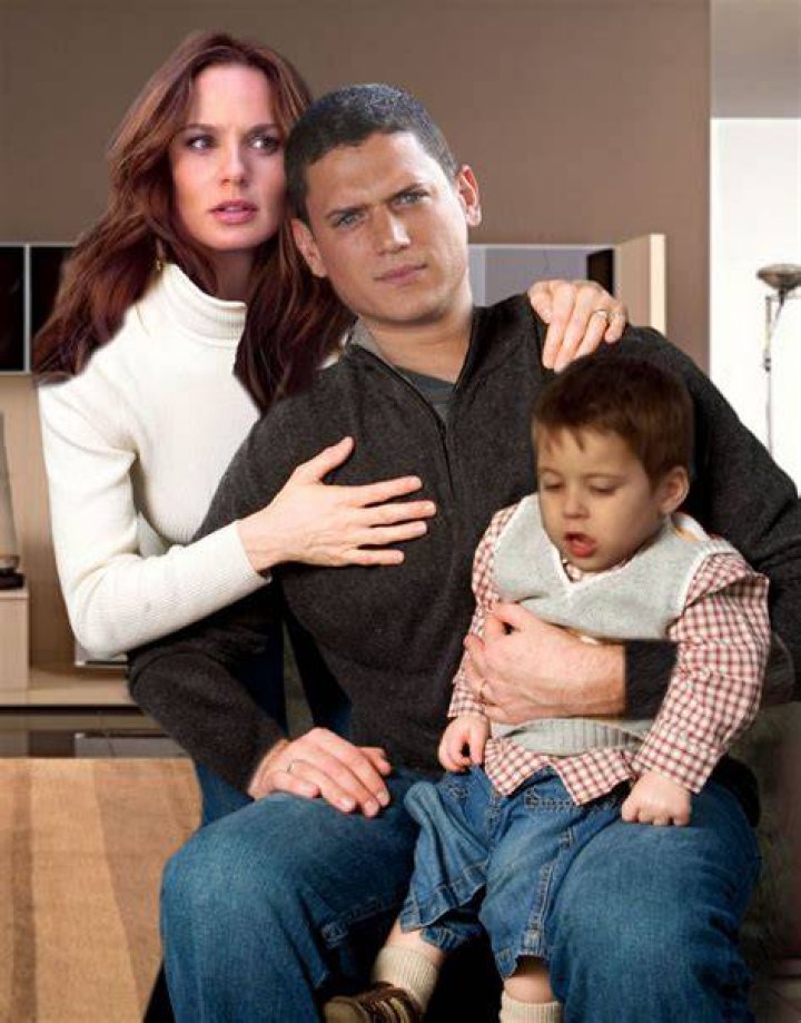 Family Scofield Michael and Sara Photo (18230712) Fanpop