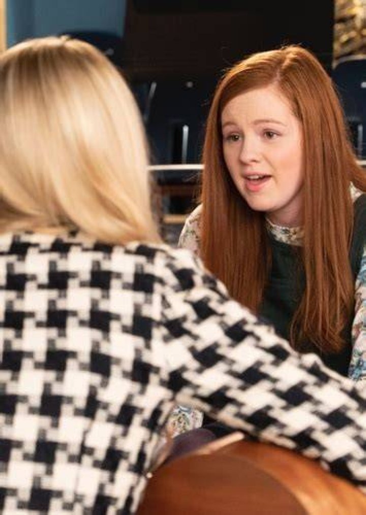 Fan Casting Abi Brittle as Beatrice Henderson in Play Hard or Go Home on myCast