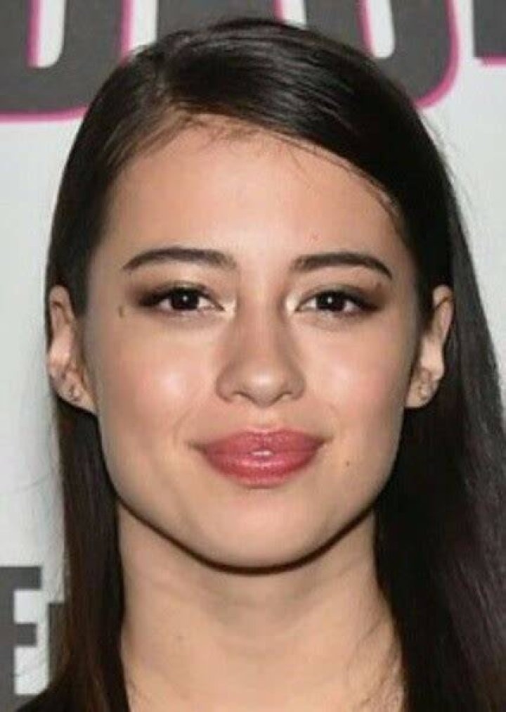 Fan Casting Amber Midthunder as La Brea Woman in Ice Age Realm on myCast