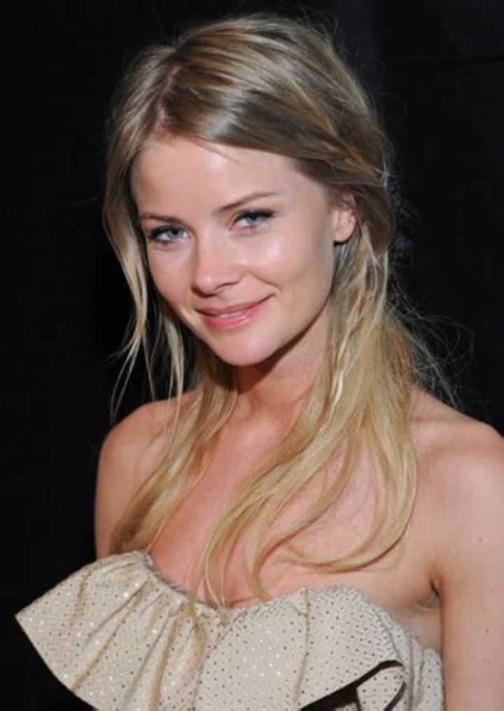 Fan Casting Anita Briem as Bunny Lebowski in The Big Lebowski (2023) on myCast