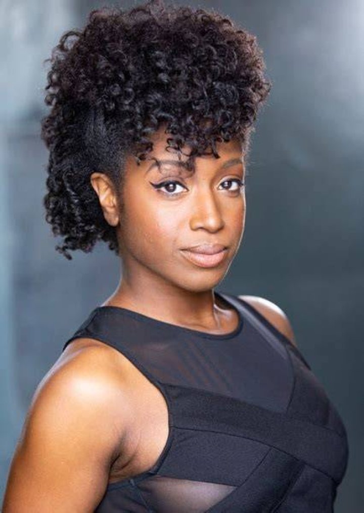 Fan Casting Ayana Taylor as Ella in Subway Surfers Live Action on myCast