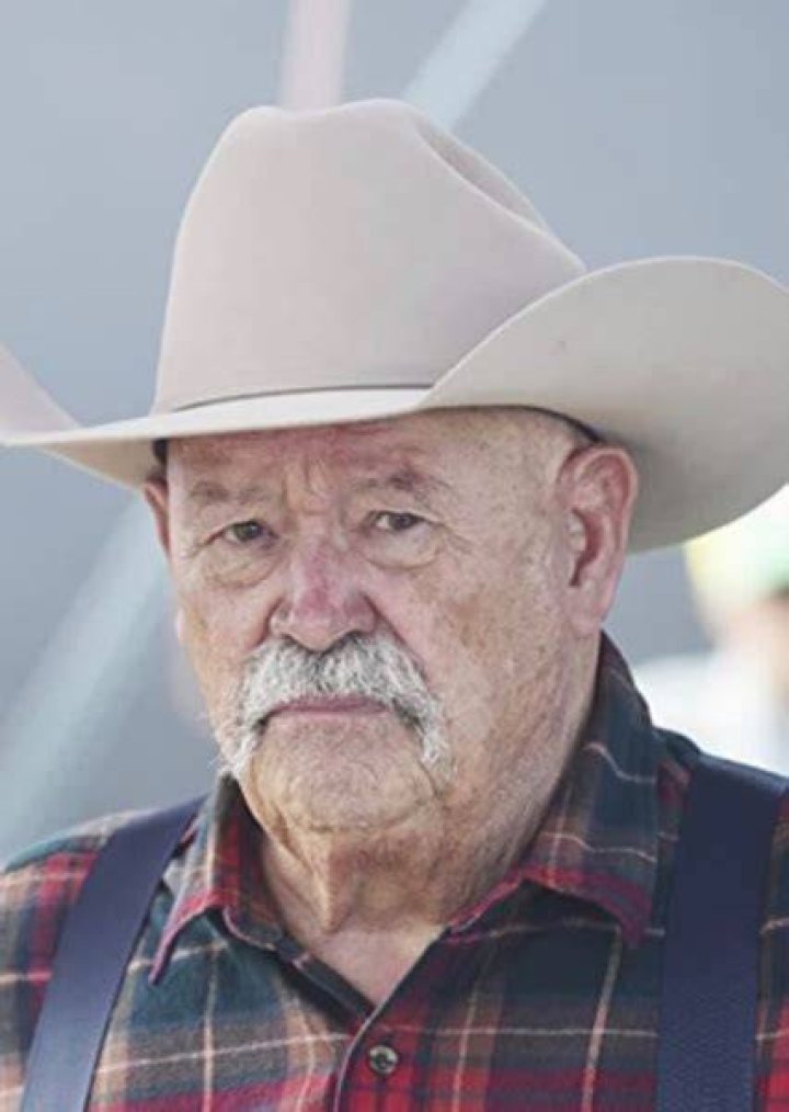 Fan Casting Barry Corbin as Ed Asner in IF PAST CELEBRITIES WERE STILL ALIVE IN THE PRESENT on myCast