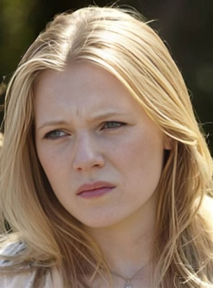 Fan Casting Billie Lourd as Amy Harrison in The Walking Dead on myCast