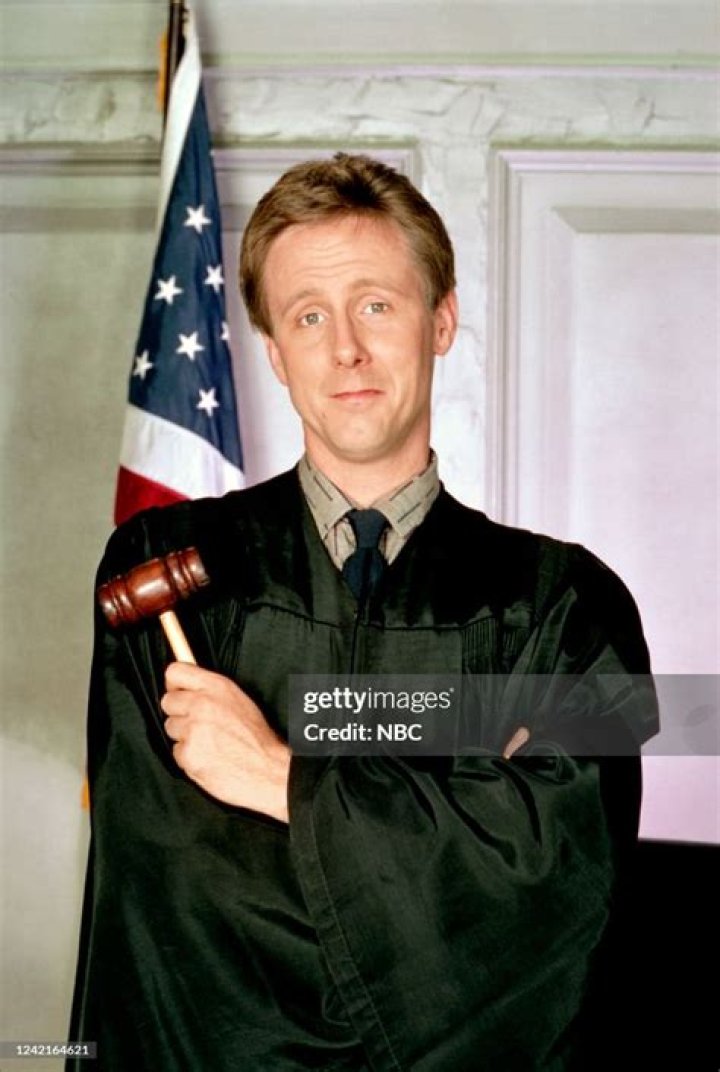 Fan Casting Breckin Meyer as Judge Harold 