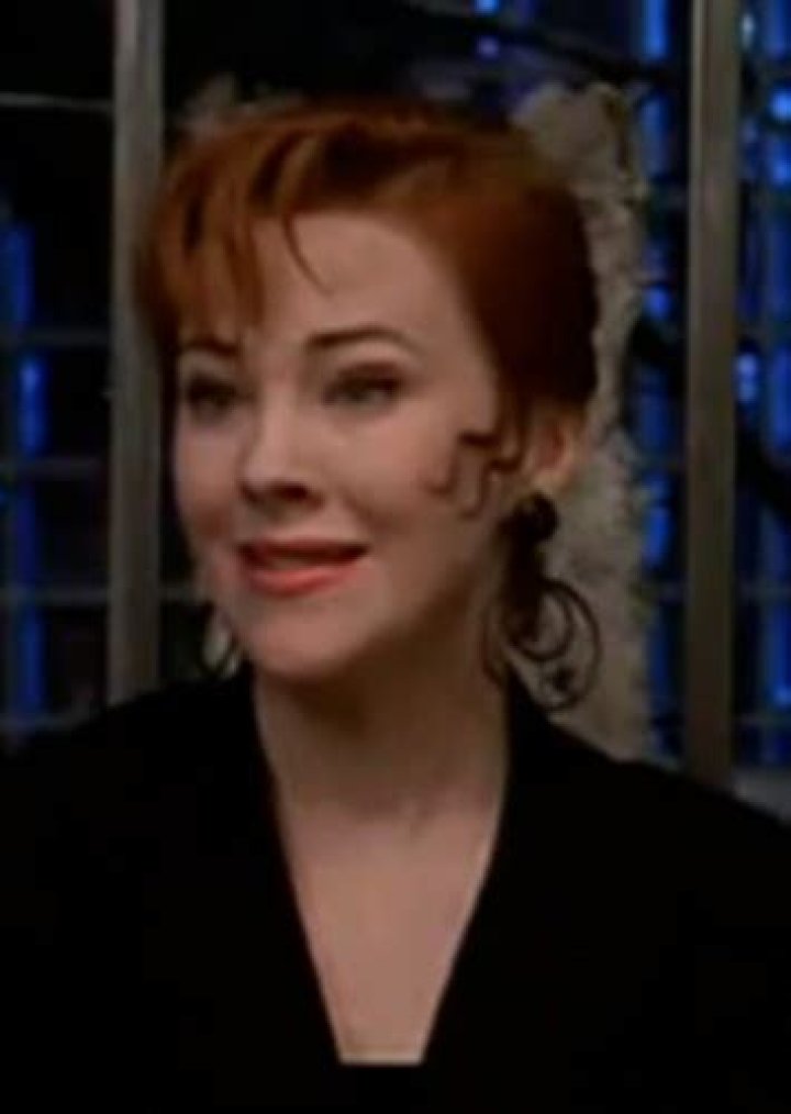 Fan Casting Christina Applegate as Delia Deetz in Beetlejuice on myCast