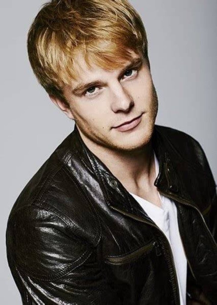Fan Casting Graham Rogers as Evan chapin in Atypical the movie (2024) on myCast