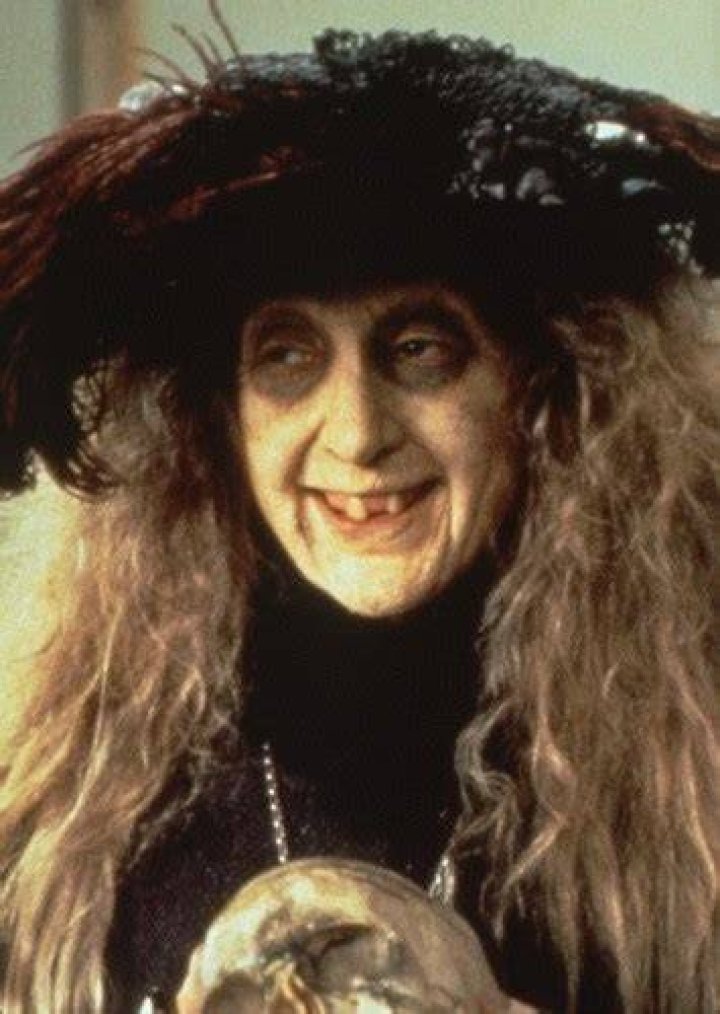 Fan Casting Helen Mirren as Grandmama Addams in The Addams Family (2010s) on myCast