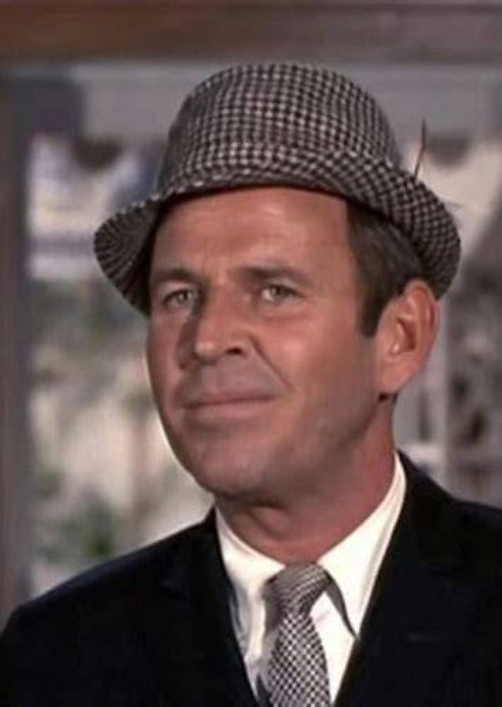 Fan Casting Jim Carrey as Uncle Arthur in Bewitched on myCast