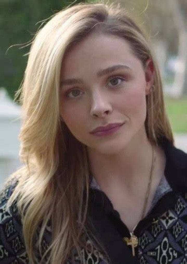 Fan Casting Joey King as Chloë Grace Moretz in Dream Actor / Actress-Actor / Actress Collaborations (My Way) on myCast