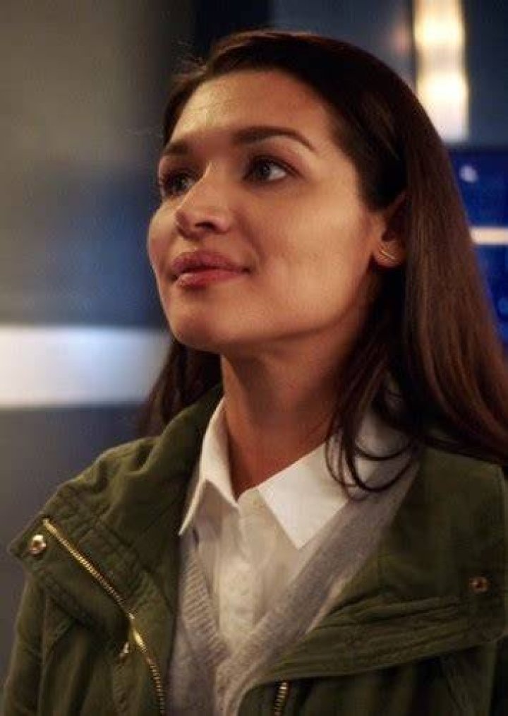 Fan Casting Kim Engelbrecht as Marlize DeVoe (Earth-1) in Worlds of DC on myCast