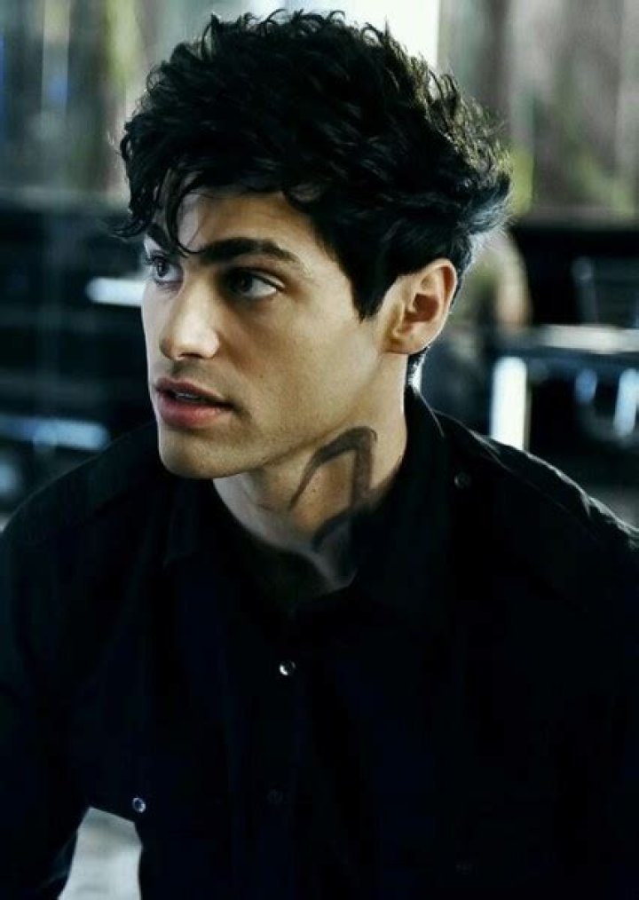Fan Casting Matthew Daddario as Azriel in A Court of Thorns and Roses on myCast