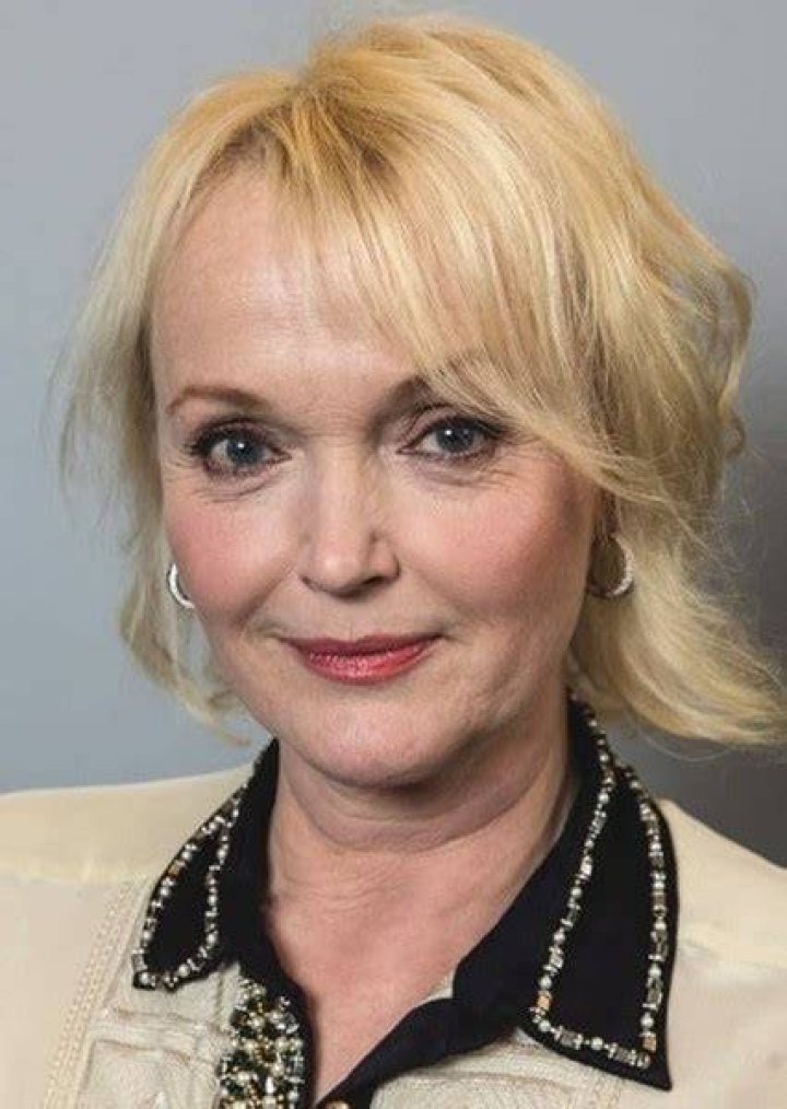 Fan Casting Miranda Richardson as Mrs. Granger in Frindle on myCast