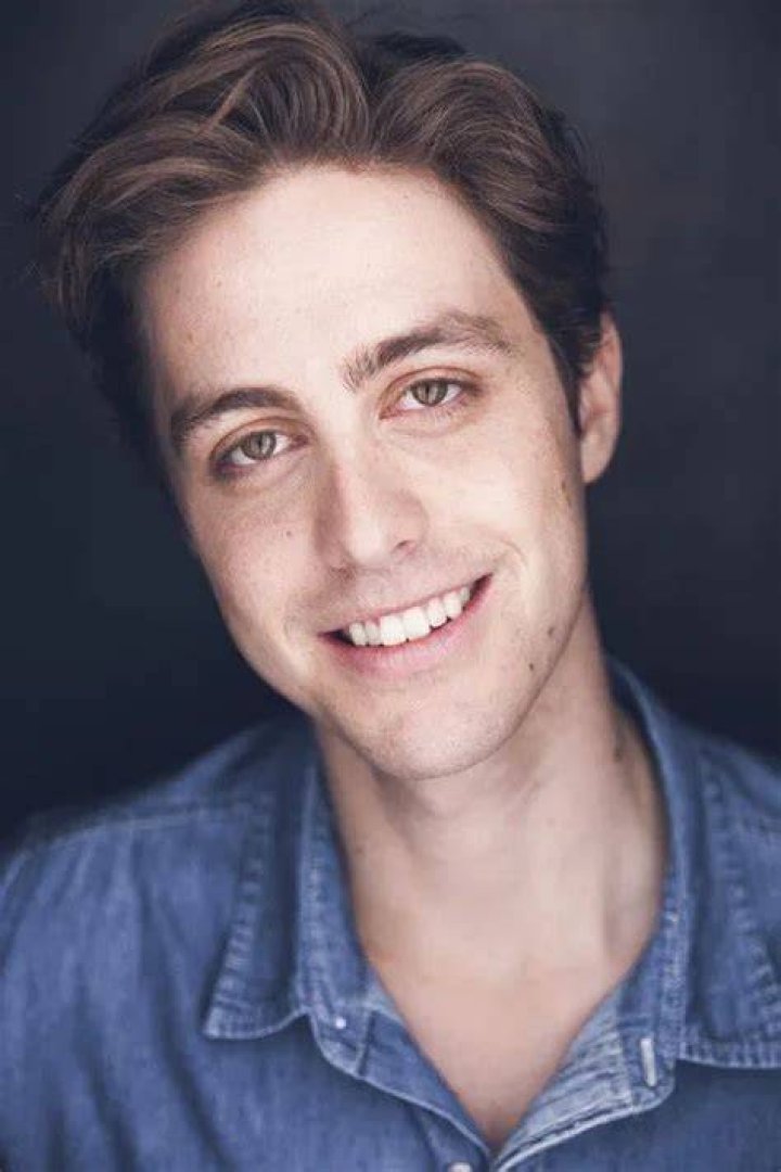 Fan Casting Noah Averbach-Katz as Elliot Oswald in First 9 on myCast