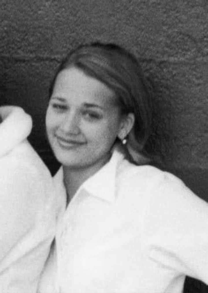 Fan Casting Rashida Jones as Anna Stern in The O.C. (1998–2002) on myCast