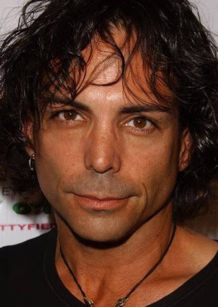 Fan Casting Richard Grieco as Szgany Gypsy in Dracula on myCast