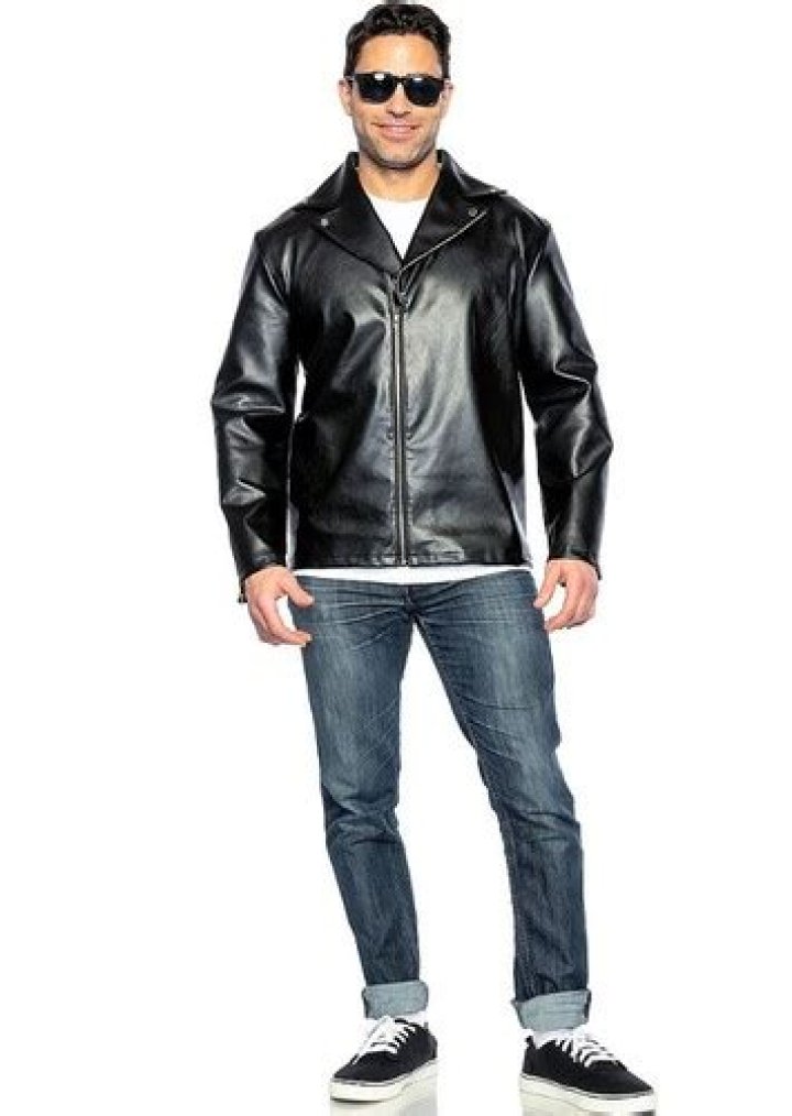 Fan Casting Robert Pattinson as Greaser in Who should wear which Halloween costume? on myCast