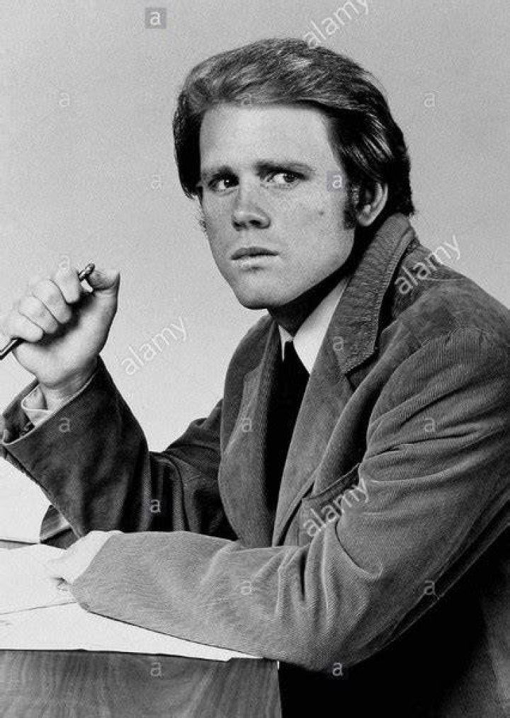 Fan Casting Ron Howard as Robert Hoover in National Lampoon’s Animal House (1978 recast) on myCast