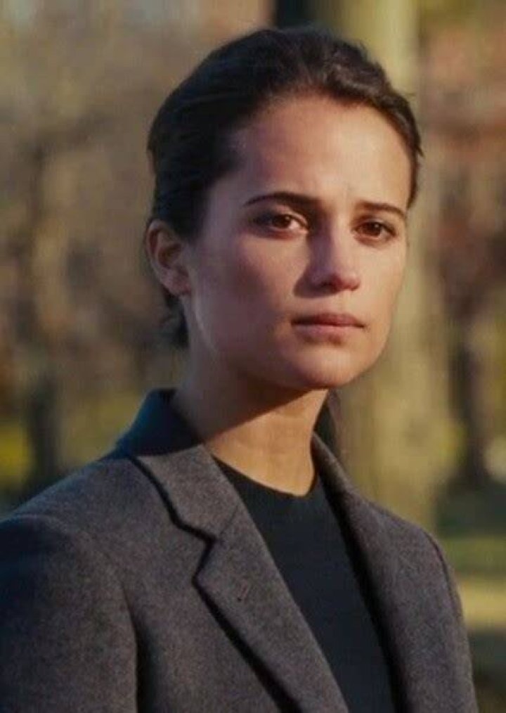 Fan Casting Stella Maeve as Elle Greenaway in Criminal Minds on myCast