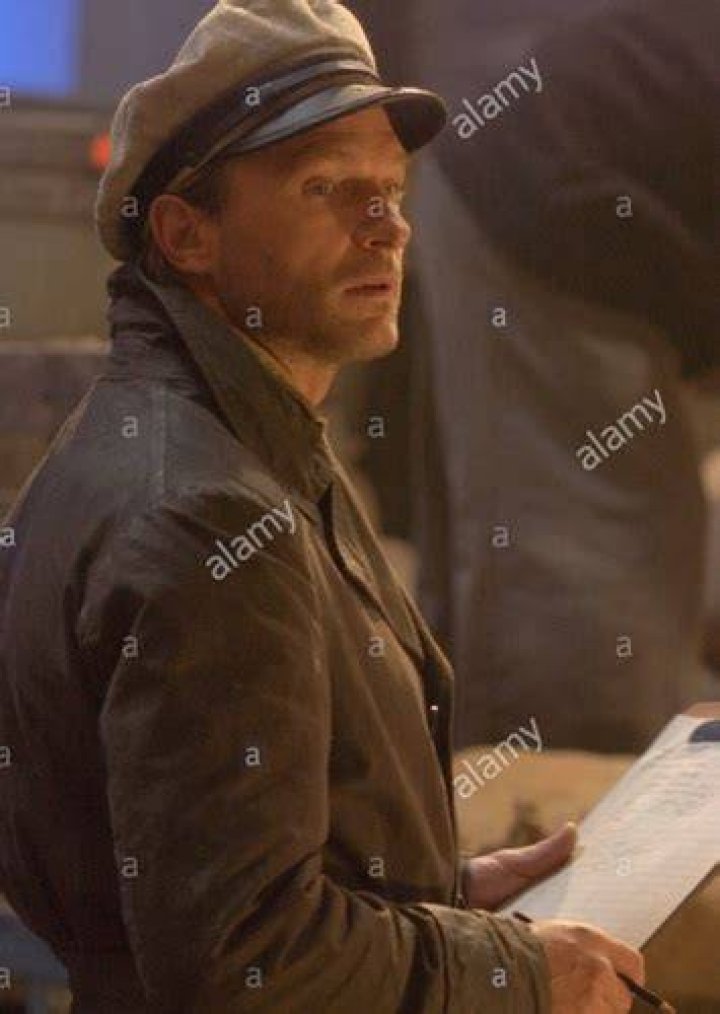 Fan Casting Tim Roth as Captain Englehorn in King Kong (2005) If made today on myCast