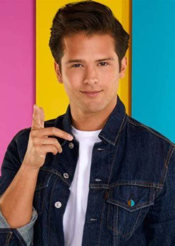 Fan Casting Trevor Tordjman as Manuel Díaz in Club 57 on myCast