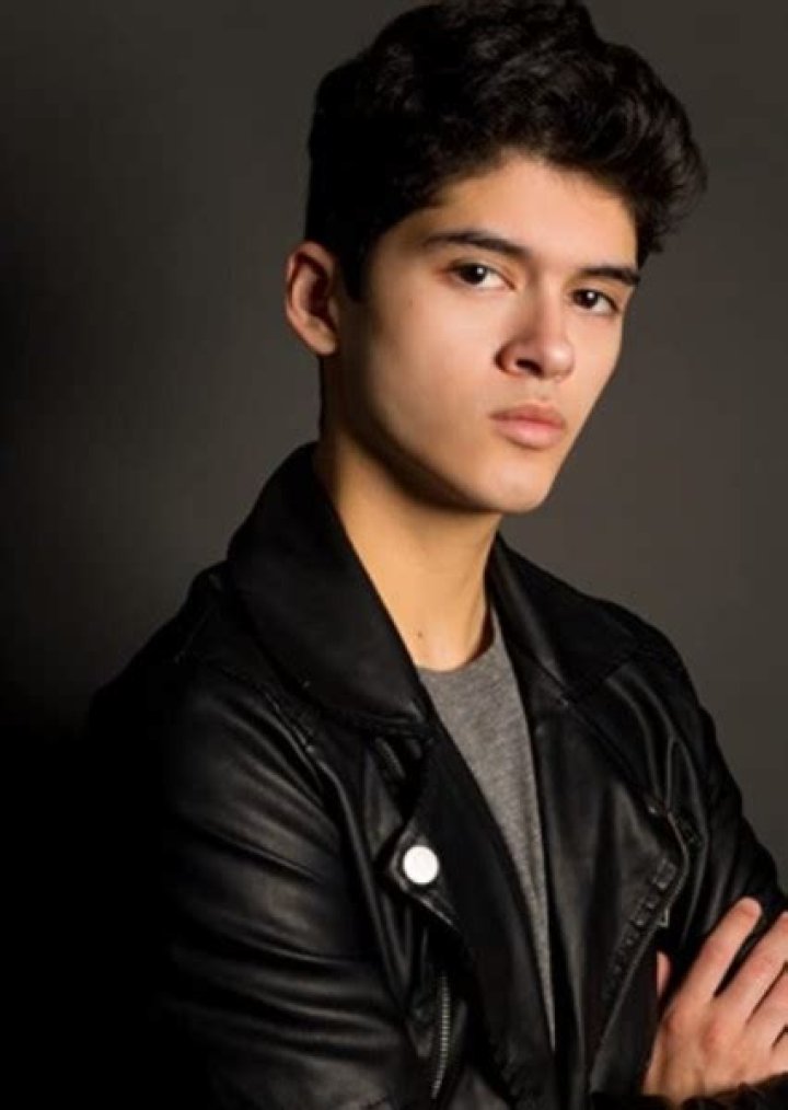 Fan Casting Tyler Posey as Aristotle “Ari” Mendoza in Aristotle and Dante Discover the Secrets of the Universe on myCast