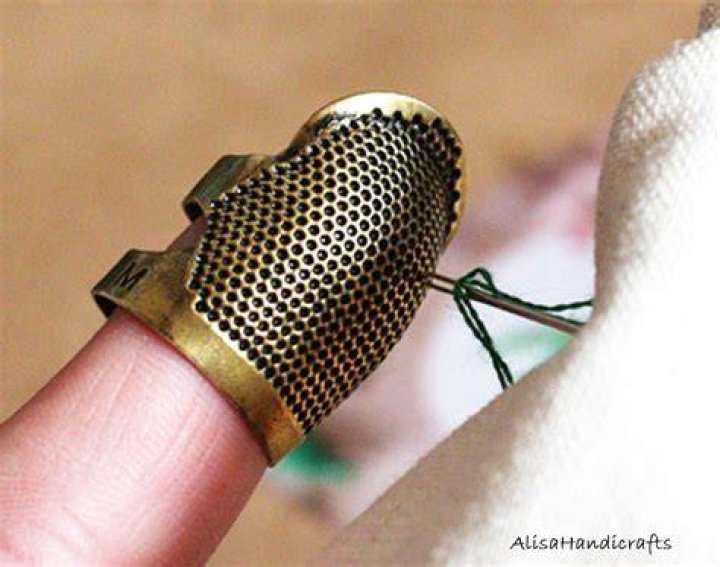Finger thimble