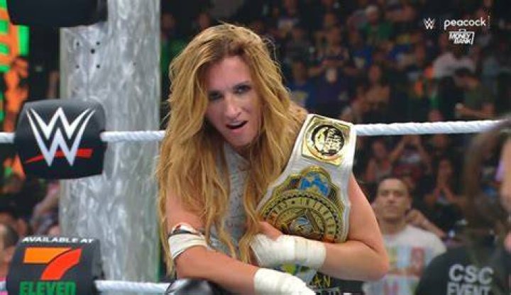 Flair wins IC Title