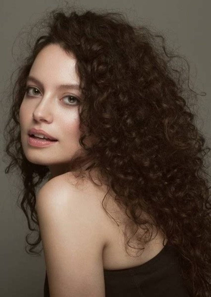 Gizem Arıkan Fan Casting