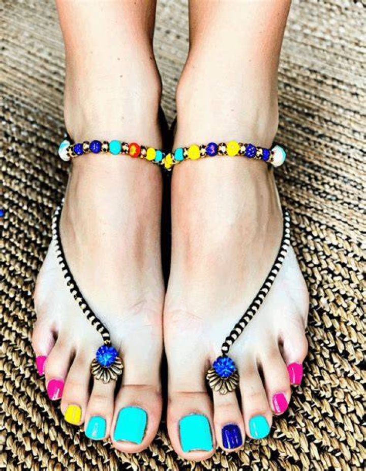 Hailey Welch Feet: An In-Depth Look At The Model's Unique Appeal