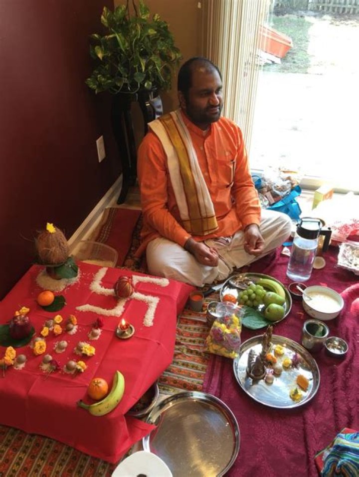 Hindu Priest In NJ, Hindu Temple (New Jersey) USA Edison, Parsippany