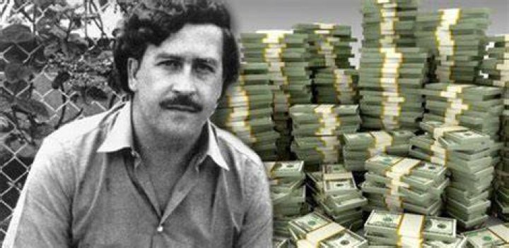 How Much Did Pablo Escobar Make A Month?