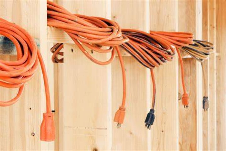 How To Choose the Best Extension Cord for the Job