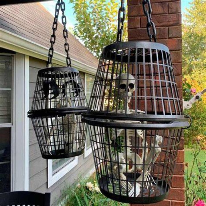How to Turn a Laundry Basket into a Spooky Halloween Cage Decoration