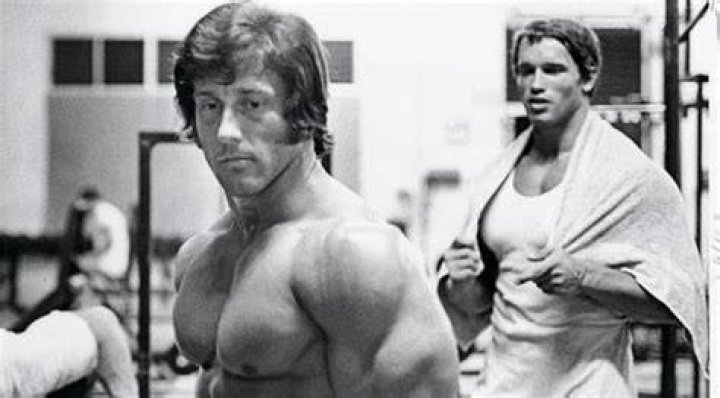 “I Fell Short”: Decades Later, Arnold Schwarzenegger Revisits His Painful Defeat
Against a “Smaller Guy” He Once Described as “Chicken With 17-Inch Arms”