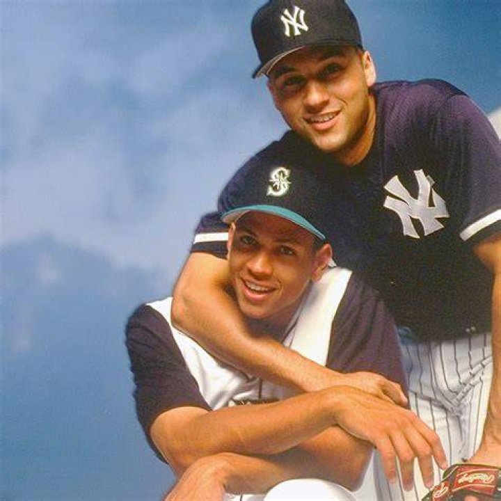 “I Thought..”: Despite Childhood Friendship, Alex Rodriguez Stumped With
Personal Derek Jeter Question, But Stranger Surprises With Right Answer
