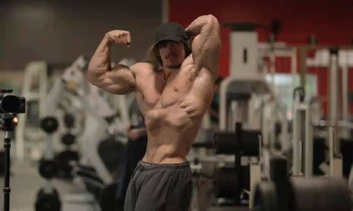 “I Would Still Get Pretty Freaky”: 21-Y.O. Fitness Sensation Sam Sulek Unveils
Top 10 Exercises He Can Do for Rest of His Life