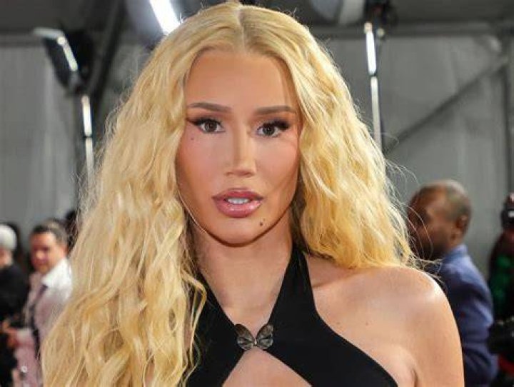 Iggy Azalea Naked: A Deep Dive Into Her Iconic Moments And Influence
