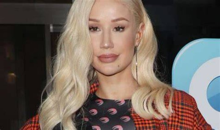 Iggy Azalea Spotted For First Time Since Nude Photo Leak With Playboi Carti
