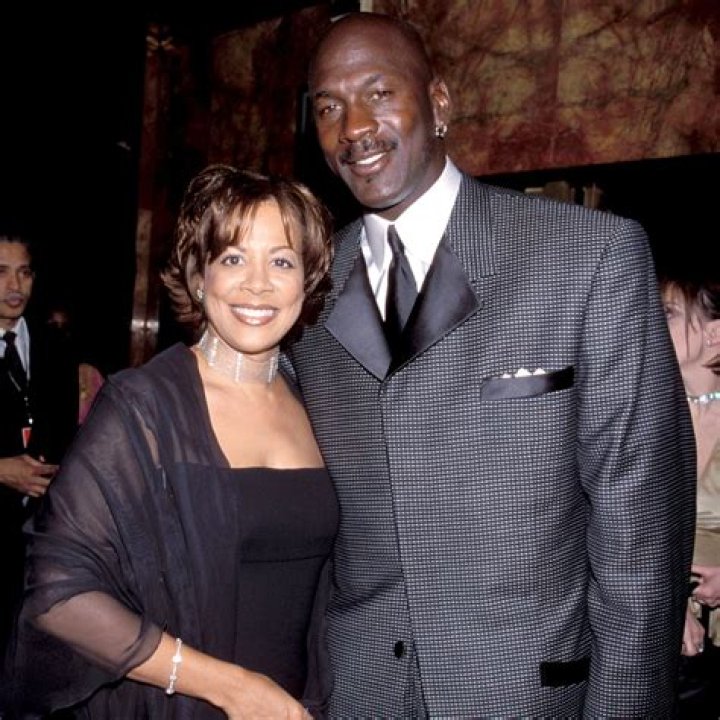 “In My Backyard That I Grew Up”: Despite Michael Jordan’s Countless Wealth,
Ex-Wife Juanita Wanted Their Kids to Learn About the “Real World”