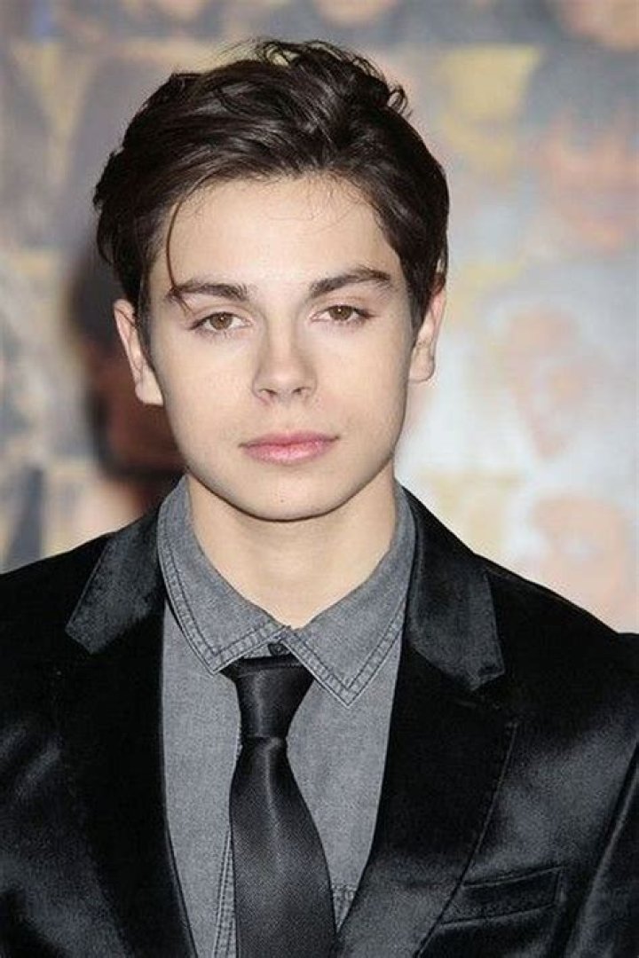 Jake T. Austin Biography, Height & Life Story Super Stars Bio