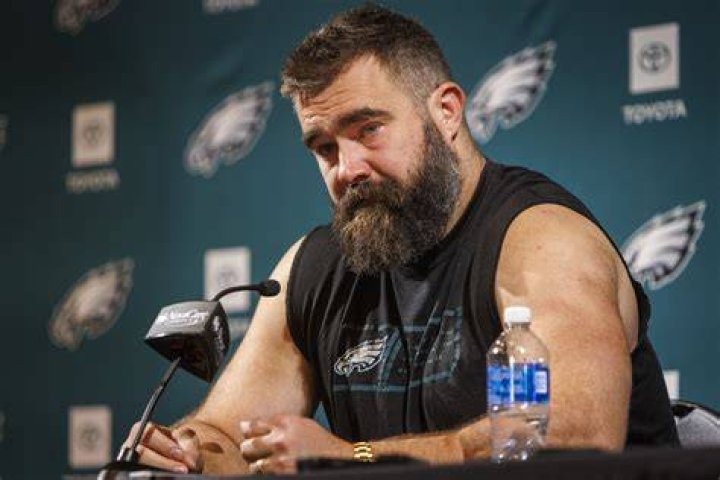 Jason Kelce retirement announcement Eagles center calls it quits with