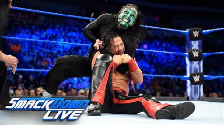 Jeff Hardy v Shinsuke Nakamura Extreme Rules 2018 Cropped